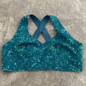 LIKE NEW Athleta cross back comfort bra